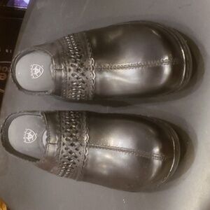Ariat clogs